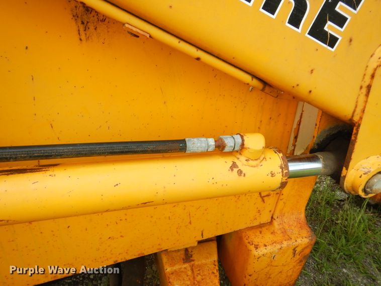 image for item DJ4316 1992 John Deere 300D  backhoe