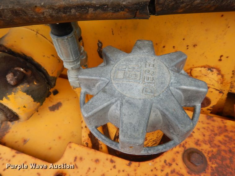 image for item DJ4316 1992 John Deere 300D  backhoe