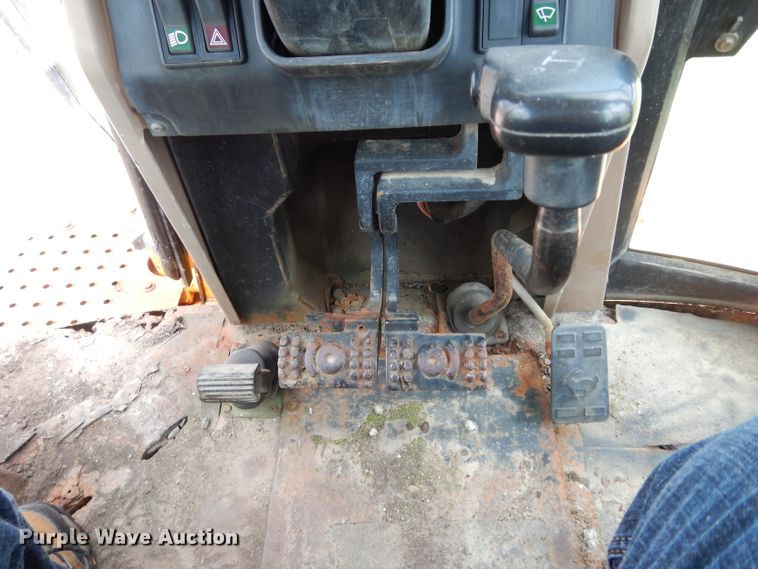 image for item DJ4316 1992 John Deere 300D  backhoe