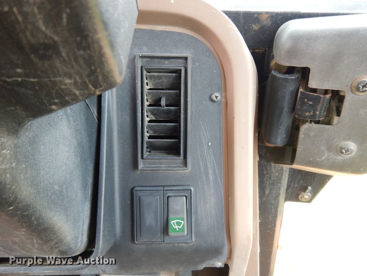 image for item DJ4316 1992 John Deere 300D  backhoe