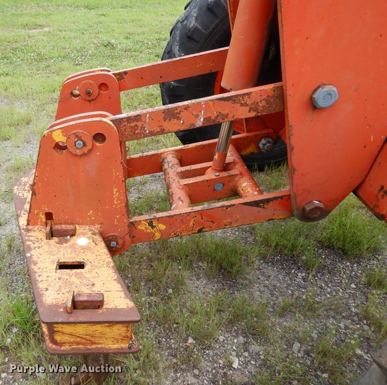 image for item DJ4317 1982 John Deere 570A  motor grader