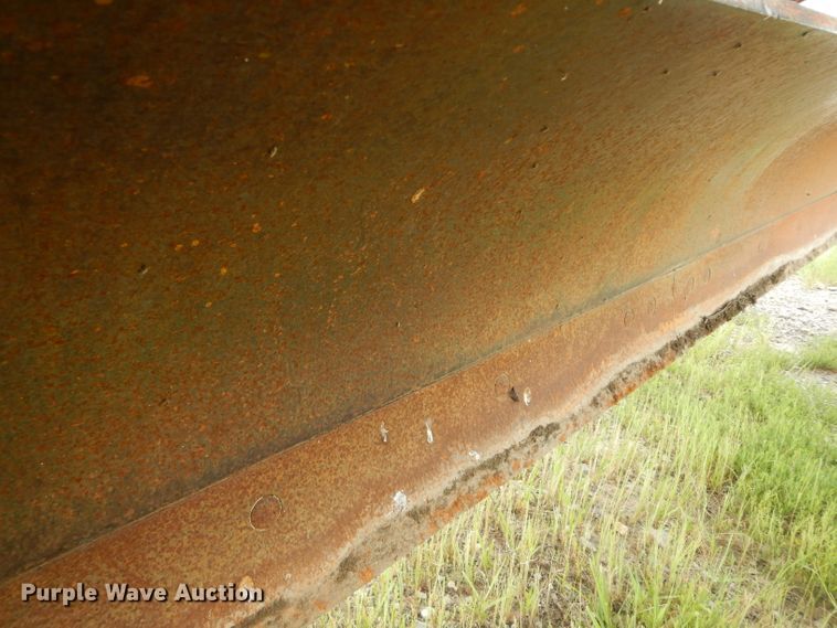 image for item DJ4317 1982 John Deere 570A  motor grader