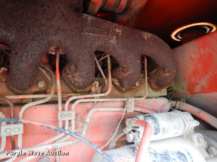 image for item DJ4317 1982 John Deere 570A  motor grader