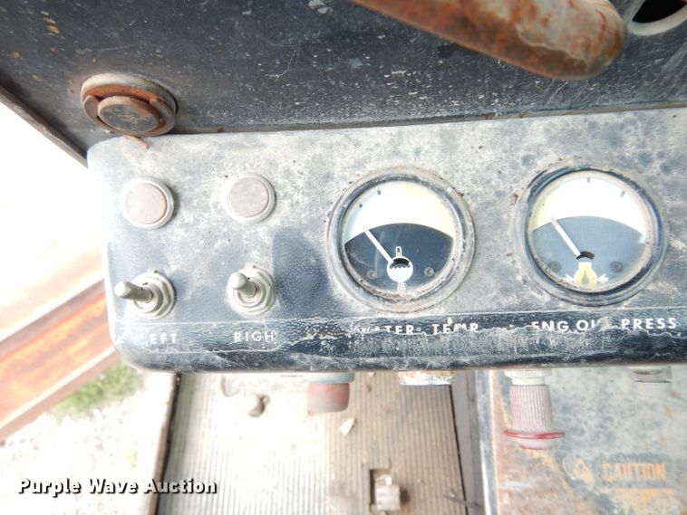 image for item DJ4317 1982 John Deere 570A  motor grader