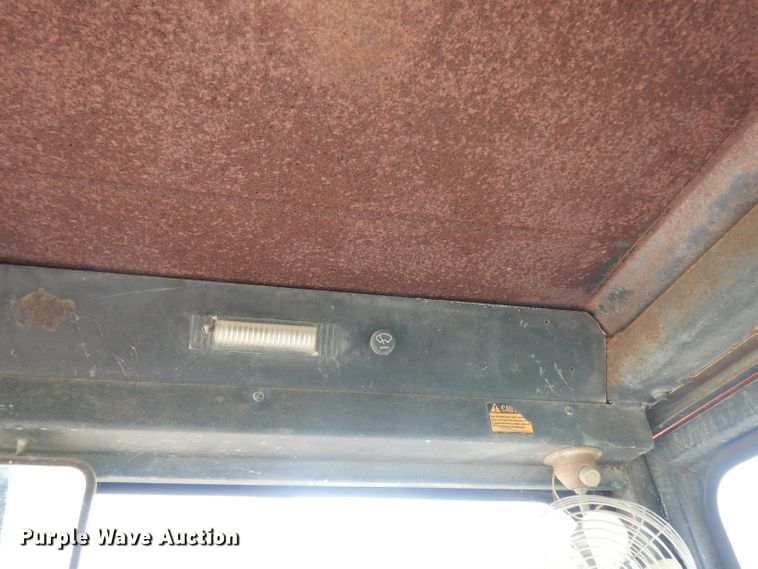 image for item DJ4317 1982 John Deere 570A  motor grader