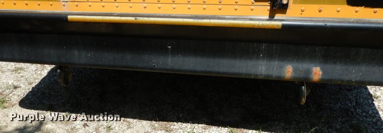 image for item DJ4338 2001 GMC Savana G3500  Thomas school bus