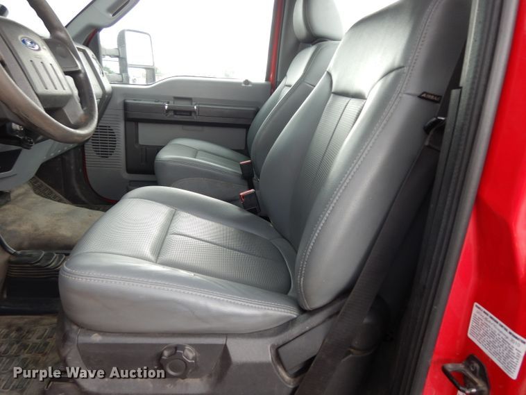 image for item DJ4357 2011 Ford F550 Super Duty XL  truck cab and chassis