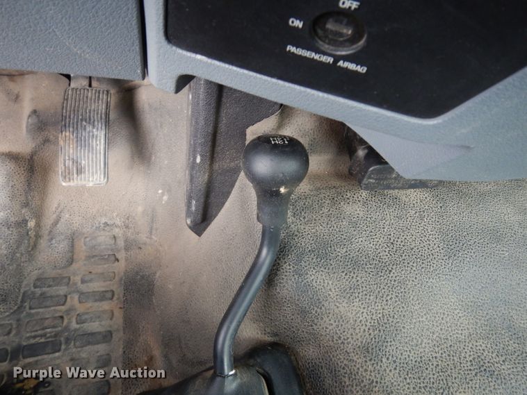 image for item DJ4357 2011 Ford F550 Super Duty XL  truck cab and chassis