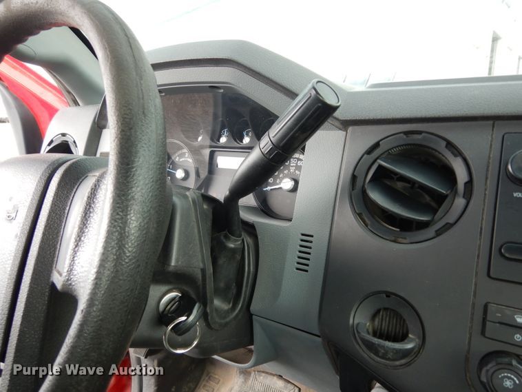 image for item DJ4357 2011 Ford F550 Super Duty XL  truck cab and chassis