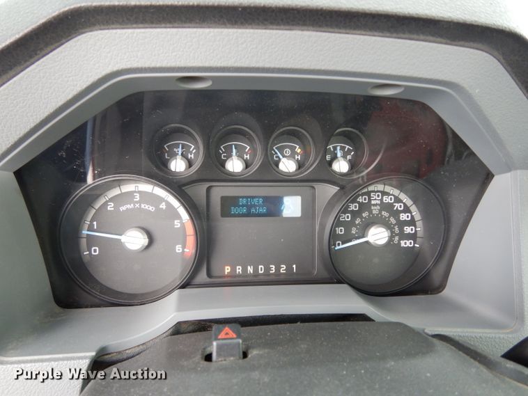 image for item DJ4357 2011 Ford F550 Super Duty XL  truck cab and chassis