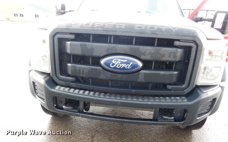 image for item DJ4357 2011 Ford F550 Super Duty XL  truck cab and chassis