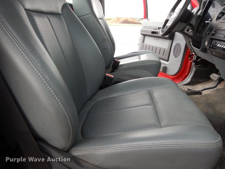 image for item DJ4357 2011 Ford F550 Super Duty XL  truck cab and chassis