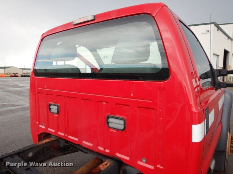image for item DJ4357 2011 Ford F550 Super Duty XL  truck cab and chassis