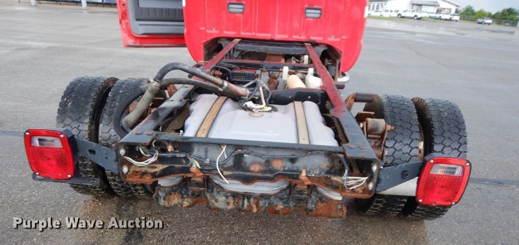 image for item DJ4357 2011 Ford F550 Super Duty XL  truck cab and chassis