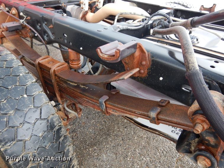 image for item DJ4357 2011 Ford F550 Super Duty XL  truck cab and chassis