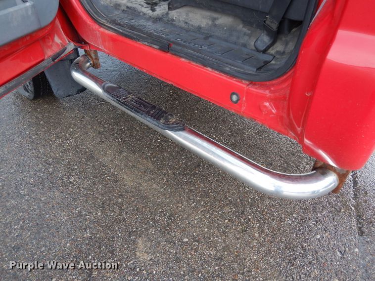 image for item DJ4357 2011 Ford F550 Super Duty XL  truck cab and chassis