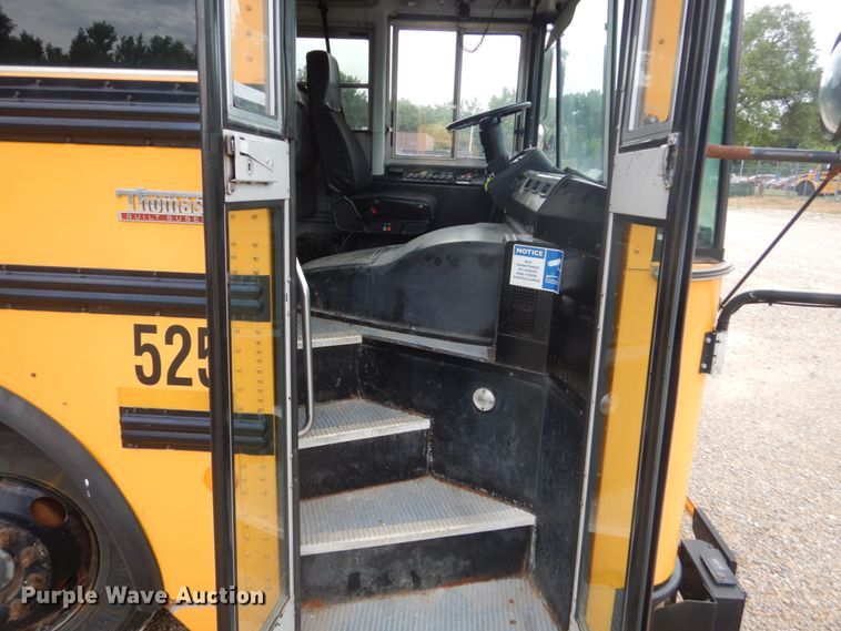 image for item FK9302 2006 Thomas Built Saf-T-Liner MVP EF  school bus