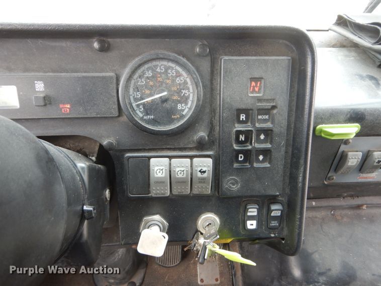 image for item FK9302 2006 Thomas Built Saf-T-Liner MVP EF  school bus