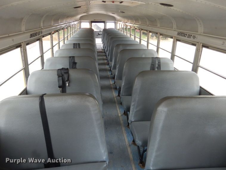 image for item FK9302 2006 Thomas Built Saf-T-Liner MVP EF  school bus