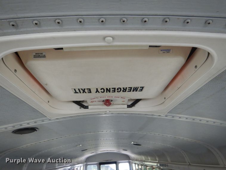 image for item FK9302 2006 Thomas Built Saf-T-Liner MVP EF  school bus