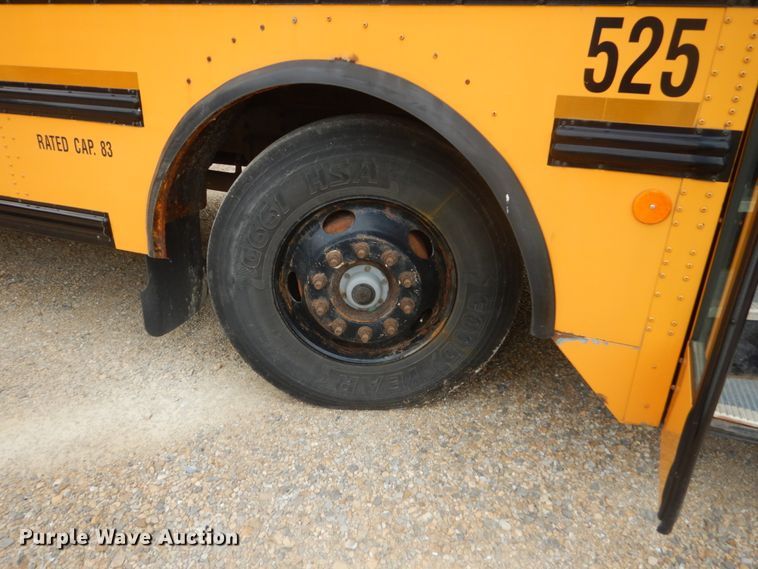 image for item FK9302 2006 Thomas Built Saf-T-Liner MVP EF  school bus