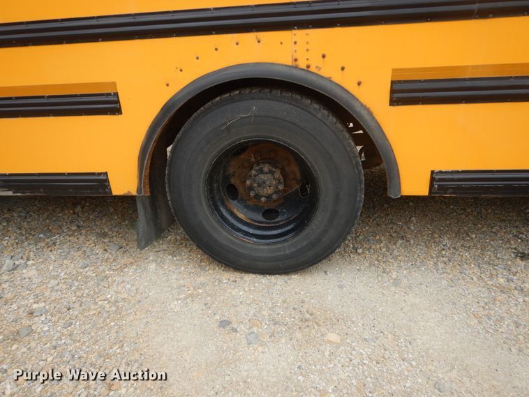 image for item FK9302 2006 Thomas Built Saf-T-Liner MVP EF  school bus