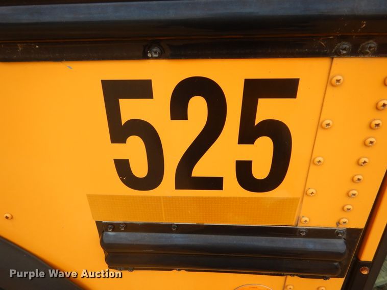 image for item FK9302 2006 Thomas Built Saf-T-Liner MVP EF  school bus