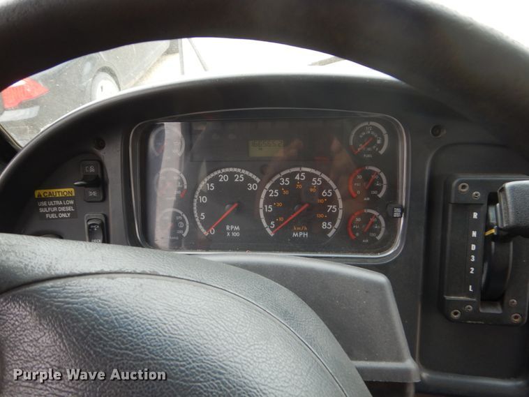 image for item FK9303 2009 Freightliner Thomas Built  school bus