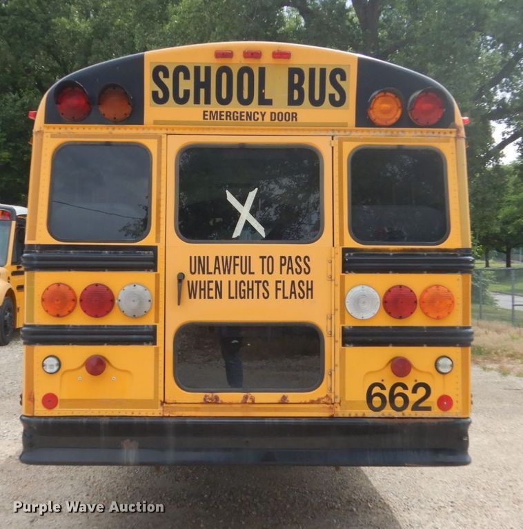 image for item FK9326 2003 Thomas Built Saf-T-Liner MVP EF  school bus