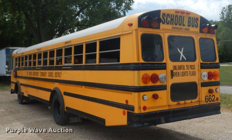 image for item FK9326 2003 Thomas Built Saf-T-Liner MVP EF  school bus