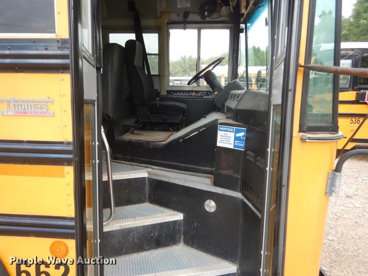 image for item FK9326 2003 Thomas Built Saf-T-Liner MVP EF  school bus