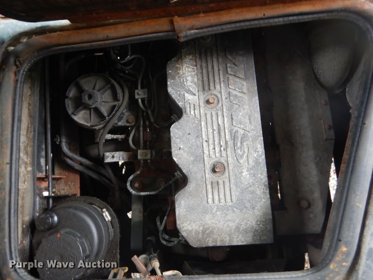 image for item FK9326 2003 Thomas Built Saf-T-Liner MVP EF  school bus