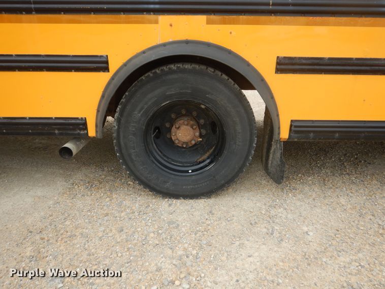 image for item FK9326 2003 Thomas Built Saf-T-Liner MVP EF  school bus