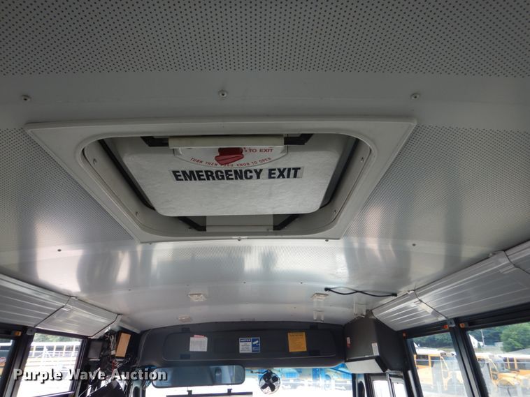 image for item FK9327 2009 Freightliner Thomas Built  school bus