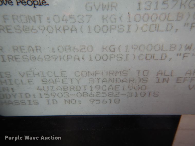 image for item FK9327 2009 Freightliner Thomas Built  school bus