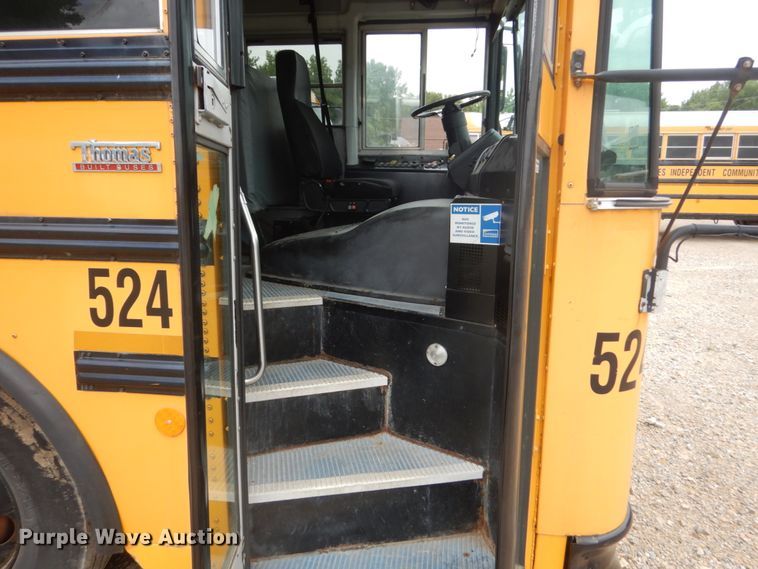 image for item FK9330 2006 Thomas Built Saf-T-Liner MVP EF  school bus