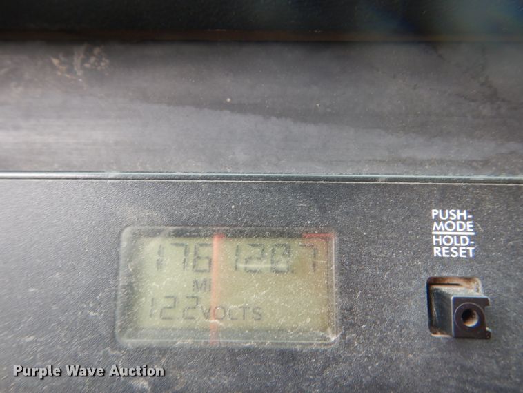 image for item FK9330 2006 Thomas Built Saf-T-Liner MVP EF  school bus