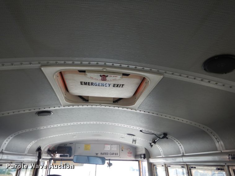 image for item FK9330 2006 Thomas Built Saf-T-Liner MVP EF  school bus