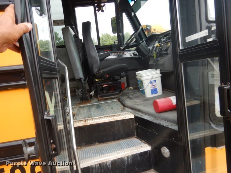 image for item FK9331 2007 Freightliner Thomas Built  school bus