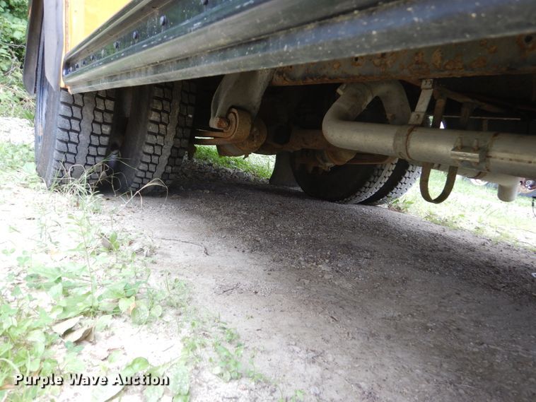 image for item FK9332 2007 Freightliner Thomas Built  school bus