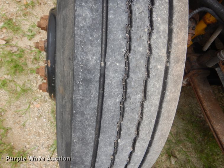 image for item FK9332 2007 Freightliner Thomas Built  school bus