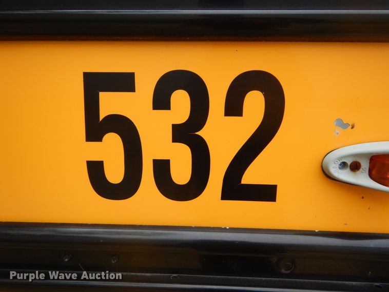 image for item FK9332 2007 Freightliner Thomas Built  school bus