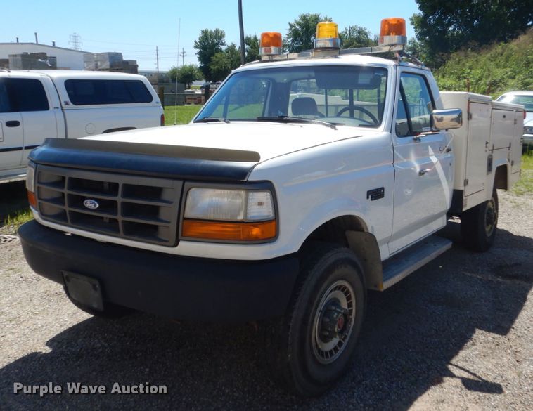 image for item FK9421 1993 Ford F250  utility bed pickup truck