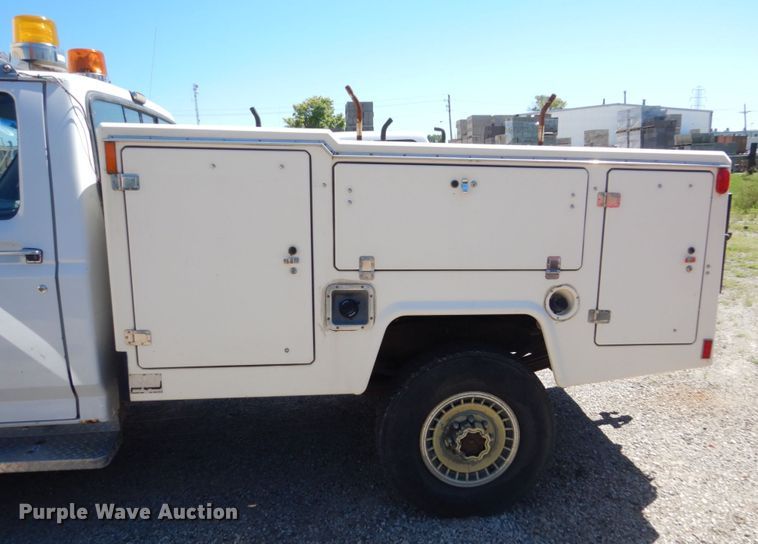 image for item FK9421 1993 Ford F250  utility bed pickup truck