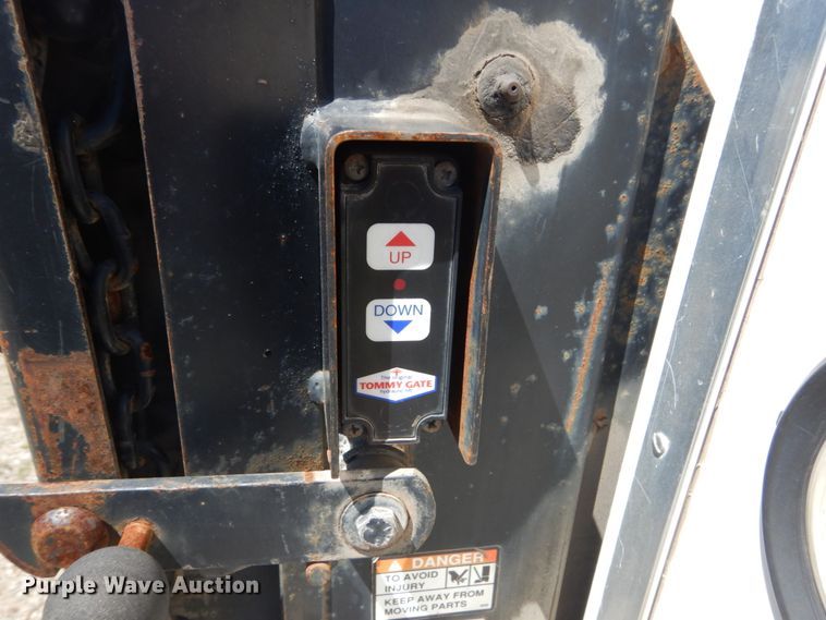 image for item FK9421 1993 Ford F250  utility bed pickup truck