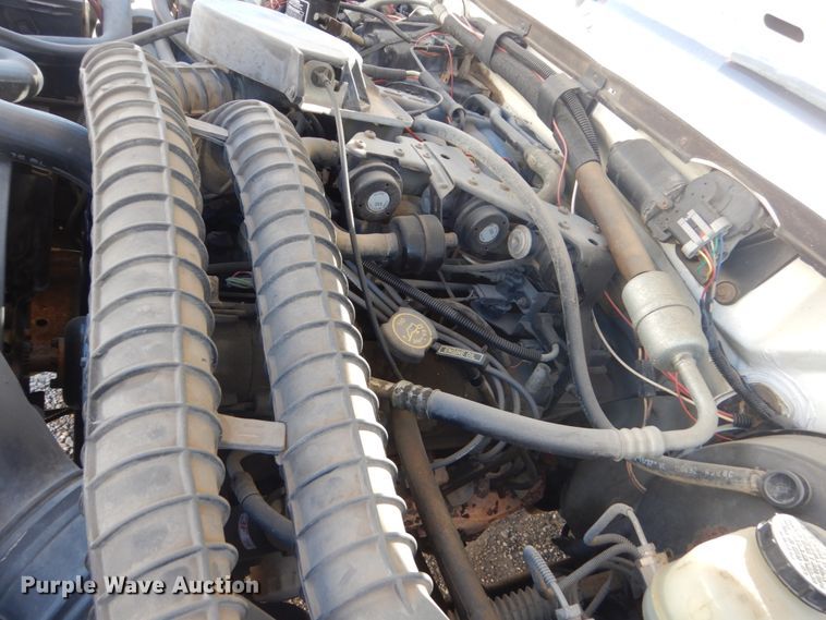 image for item FK9421 1993 Ford F250  utility bed pickup truck