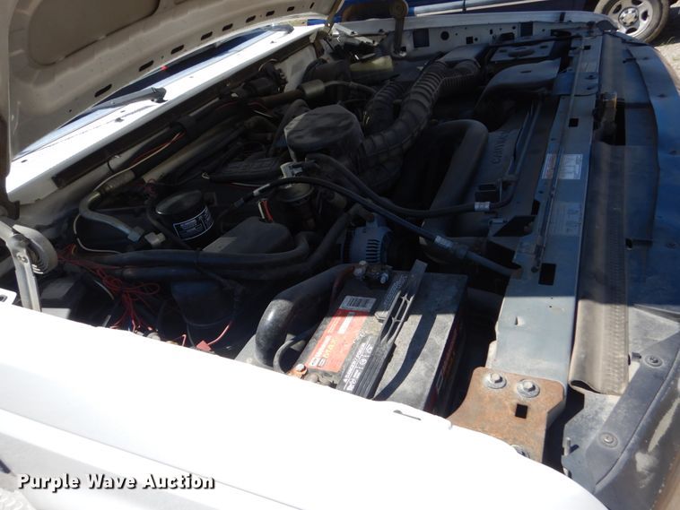 image for item FK9421 1993 Ford F250  utility bed pickup truck