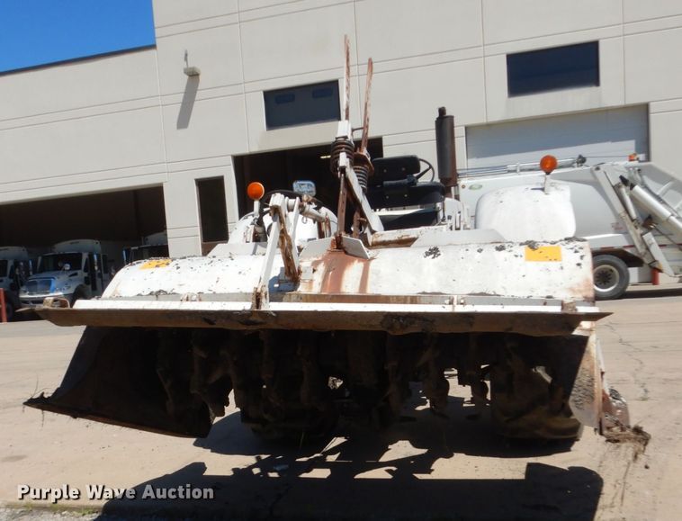 image for item FK9424 International 100 Hydro  tractor