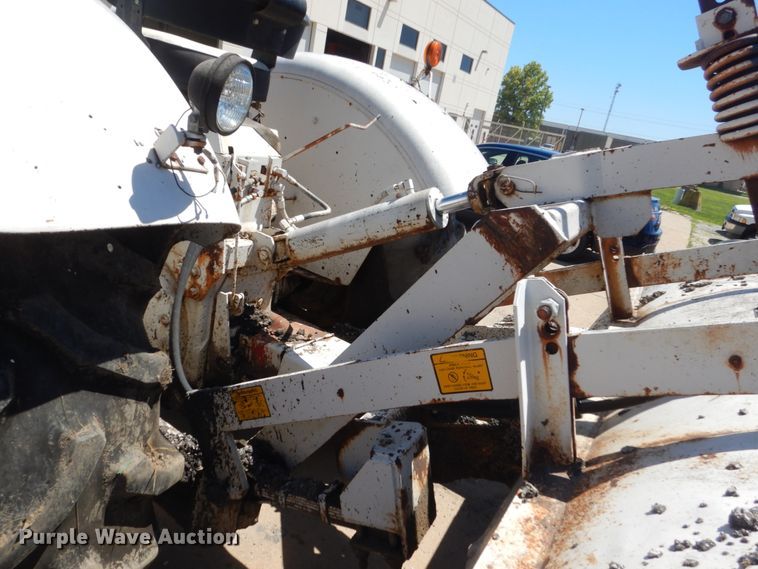 image for item FK9424 International 100 Hydro  tractor