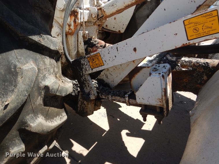 image for item FK9424 International 100 Hydro  tractor